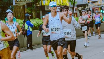 홍콩 마라톤, 전 세계 러너 7만 4000명 참가…“역대 최다”