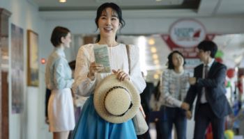엄정화·박성웅 부부 액션 귀환...'오케이 마담2' 크랭크업