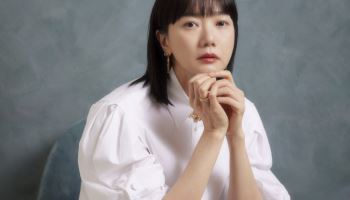 배두나, 베를린영화제 심사위원 선정...이영애·봉준호 계보 잇는다