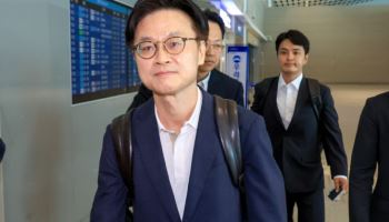 관세복귀 위협 속 美 찾은 산업장관 “관세 개선안 협의”