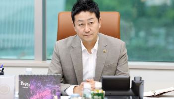 직원 사망 9일 만에 고개 숙인 경기도의회 의장 "비통한 마음"