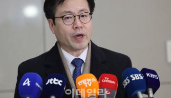 통상본부장, 오늘 밤 워싱턴行…'관세 25% 인상' 저지 총력전