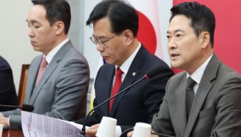 한동훈 내친 국힘…지선 앞두고 격랑 속으로