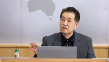 포스코 장인화 회장 "수익성 체질개선으로 성장정체 돌파"