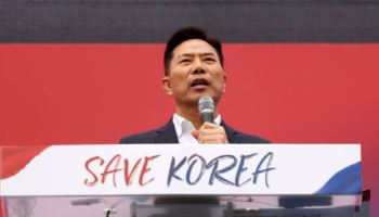 예배 중 '김문수 영상' 튼 손현보 목사, 1심 집유
