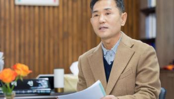 청사에 개인용 쑥뜸방 만든 구청장, "몸이 안좋아서.."