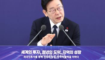 李대통령 “설탕부담금, 토론 필요…무조건 반대 사양”