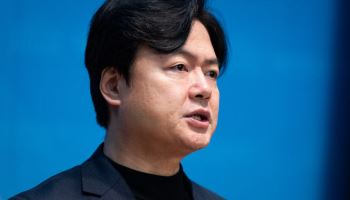 與 "국힘, 정쟁 멈추고 주거 안정 대책 함께해야"