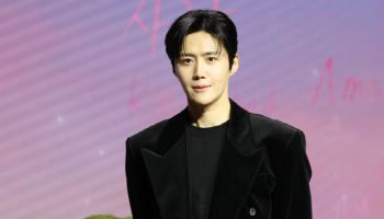 김선호, 가족법인 설립에 탈세 의혹까지…소속사 “입장 정리 중”