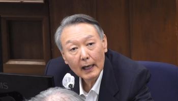 '채해병 수사외압' 尹 첫 재판…"어떤 지시도 안해" 혐의 부인