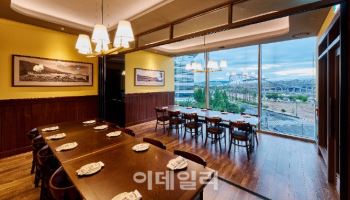 아웃백, ‘다이닝 회식’으로 기업 만족도 높였다… 회식 트렌드 선도