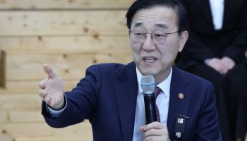 김윤덕 장관, CES 새싹기업 만나…“현장 의견 정책으로”