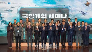 "정치 아닌 전투 중심으로"…'파이트 투나잇 강군' 국방개혁론 부상