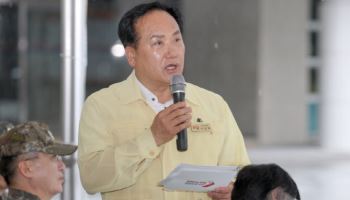 이권재 오산시장 "경찰 압수수색, 지선 겨냥한 정치수사"