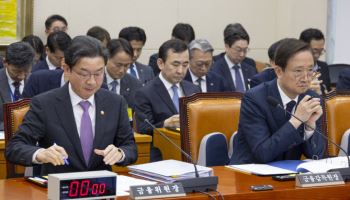 전세사기 피해자 '대출 분할상환' 실적저조 지적에 …이억원 “실태 점검”