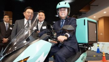 배달용 이륜차 전동화 속도…기후부 “2035년 60% 이상으로”