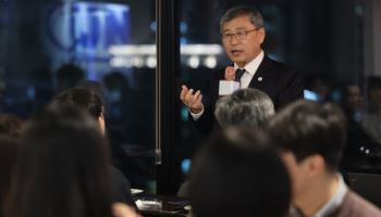 정근식 내일 출판기념회…교육감 선거 출마 선언할 듯