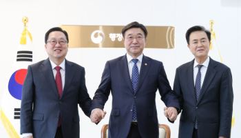 이장우 대전시장·김태흠 충남지사 "재정·권한 이양 필요”
