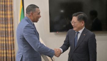 동서발전 사장, '현지 발전소 운영' 자메이카 찾아 협력 확대 논의