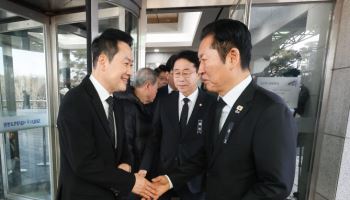 당원에게 묻겠다는 양당 대표