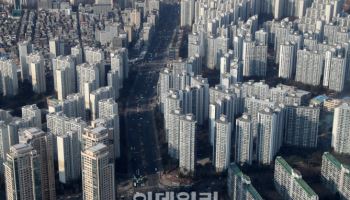 현대硏 “한국 부동산 자본쏠림 현상…자본 비효율적 배분 위험↑”