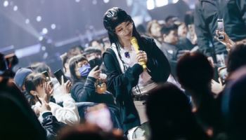 마마무 문별, 홍콩서 콘서트 투어 피날레… 6개 도시 대장정