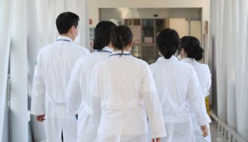 10일 정부 의대 증원 규모 확정 예정
