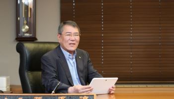 한 달째 조사중인 '교원해킹사태' …암초 걸린 장평순表 신사업
