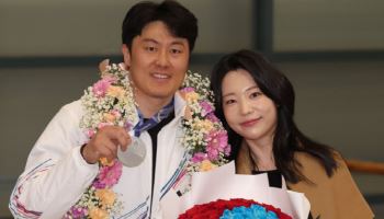 '한국 첫 메달' 스노보드 김상겸 "이제 목표는 금메달...나이 중요치않다"
