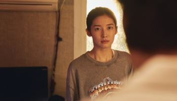 오마이걸 아린, 반항기 겪는 염혜란 외동딸...단단한 연기 변신