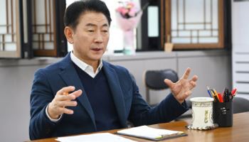 김동근시장 "과거 의정부는 거물 정치인 도움받을 정책 안 만들어"