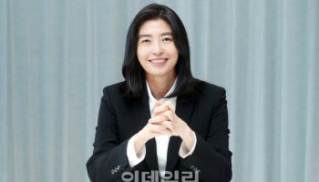 '사상 최대 실적' 카카오 정신아 대표, 2년 연임 굳혔다