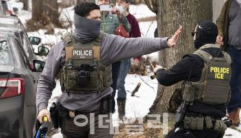 유럽 극우 정당, 트럼프식 이민 단속 경찰 도입 주장