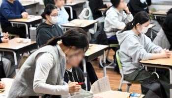 영어 불수능 “문항 42% 교체 탓”…출제 과정에 AI 도입키로