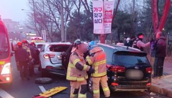 인천서 퇴근길 4중 추돌..70대 운전자 "브레이크 안들어"