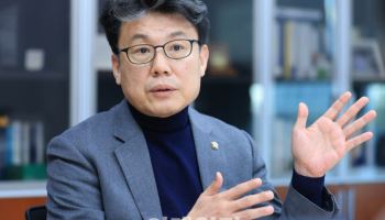 與진성준 "부동산 정책 일관성 중요..보유세 인상은 불가피"