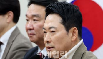 장동혁, 李대통령 오찬 참석 여부 재논의…"사법시스템 무너져"(상보)