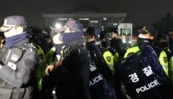 경찰 헌법TF, `계엄 국회 봉쇄` 지휘관 등 16명 중징계 요구(종합)