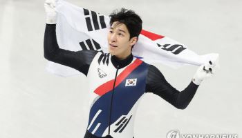 황대헌, 쇼트트랙 남자 1500m 값진 銀...3대회 연속 메달