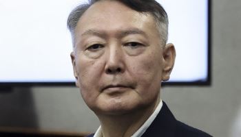 윤석열 '내란 혐의' 운명의 1심 선고 시작