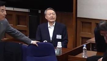 홍준표 “권력은 모래성이라 했건만…권력 취해 산 尹 후회될 것”