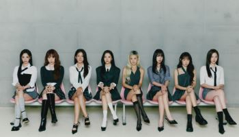 우주소녀, 벌써 데뷔 10주년…팬송 '블룸 아워' 발매