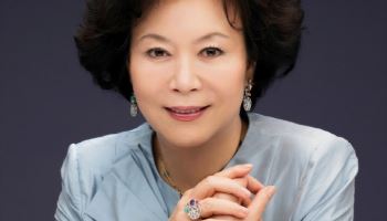 '신격호 장녀' 신영자 의장 별세…유통 산업 기틀 닦은 산증인