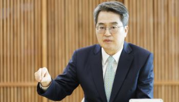 경기도지사 민주당 '1강' 김동연, 보수야권은 '오리무중'