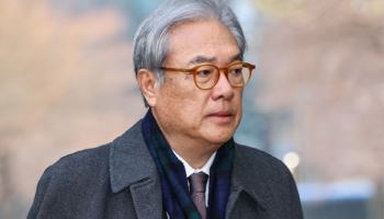 경찰, '尹대통령실 PC 초기화' 정진석 불구속 송치
