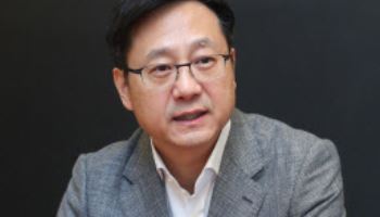 소액주주가 불편하면 다 나쁘다?…무너지는 창업자들