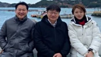 “깔깔대던 우리”…배현진, 올린 지 10분 만에 ‘빛삭’한 사진은