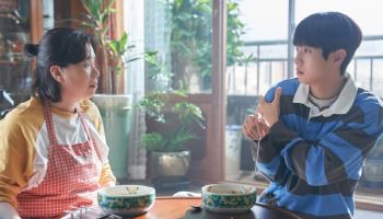 '넘버원', 삼일절 연휴에 부산·대전·천안에 뜬다