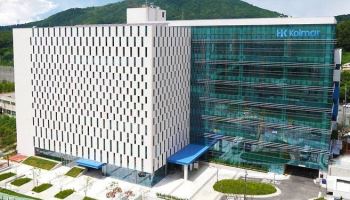 한국콜마, 실적 개선 기대에 5%↑