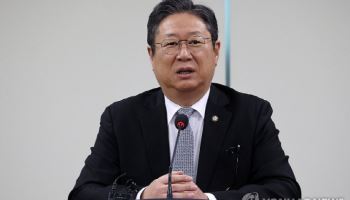 與 전략공관위 첫 회의…"국회의원 재보궐, 제한적 경선 가능"